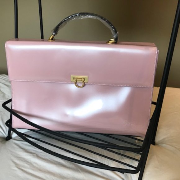 Stunning Pink Business Case/Purse with Matching Crossbody Satchel - Picture 2 of 8
